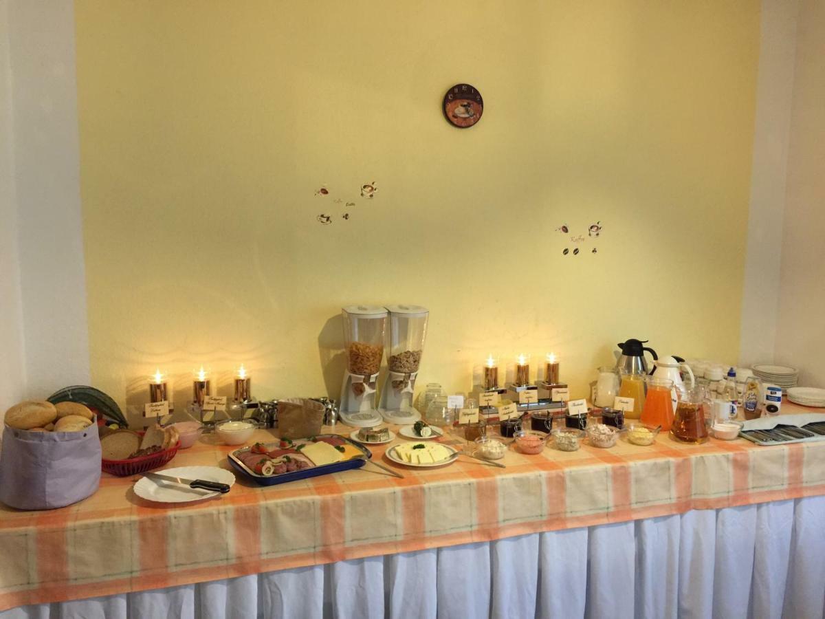 Pension & Gasthof Storchennest Gross Quassow Εξωτερικό φωτογραφία