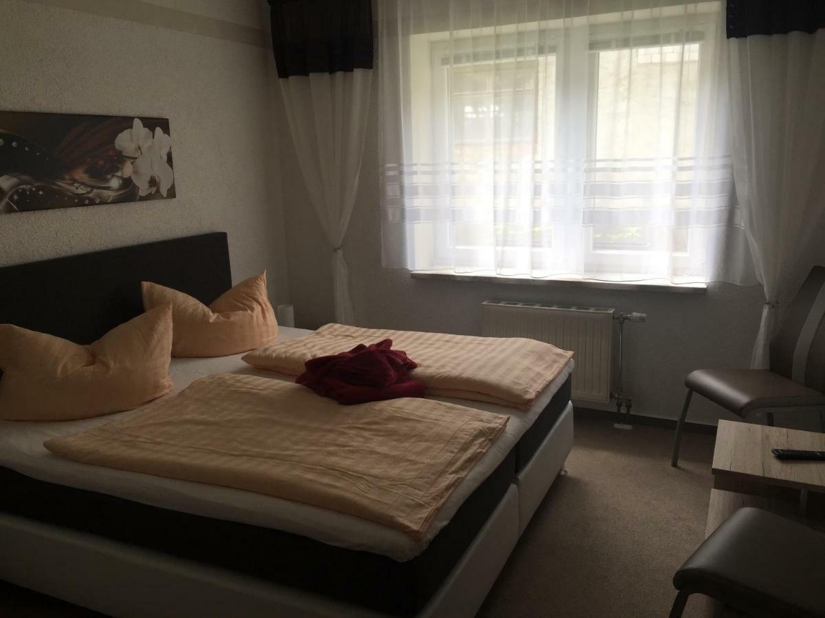 Pension & Gasthof Storchennest Gross Quassow Εξωτερικό φωτογραφία